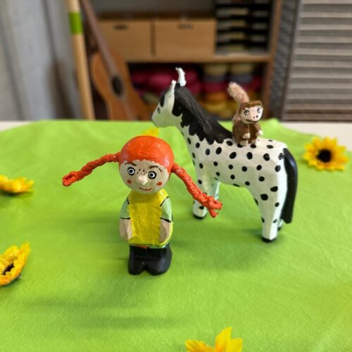 Pippi Langstrumpf, Pferd und Affe als Holzfiguren
