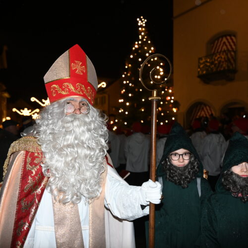 Samichlaus mit Zwergen