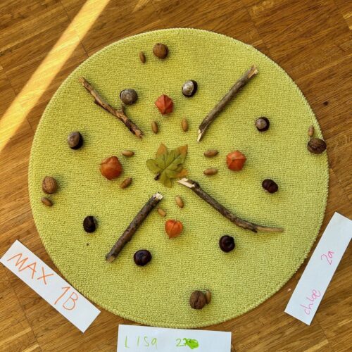 Mandala mit Herbstmaterial