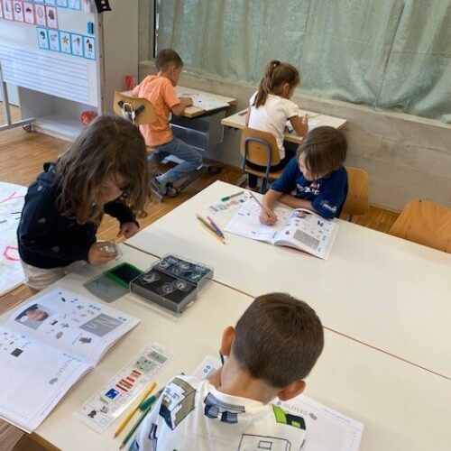 Kinder am Arbeiten